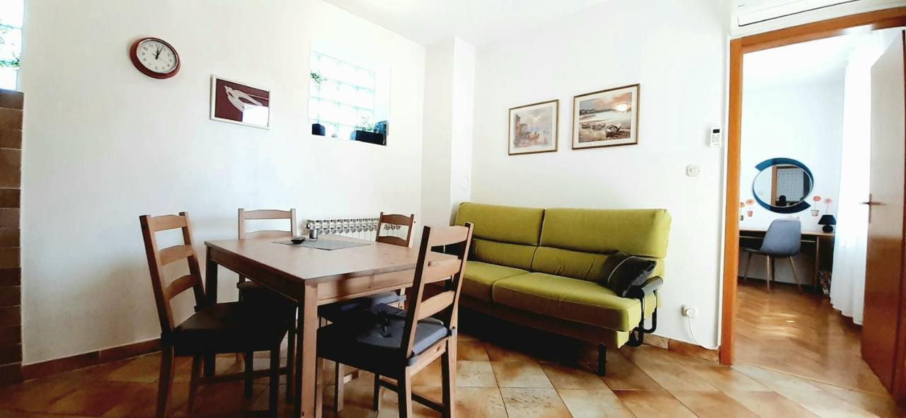 Apartment Monte Zaro Пула Екстериор снимка